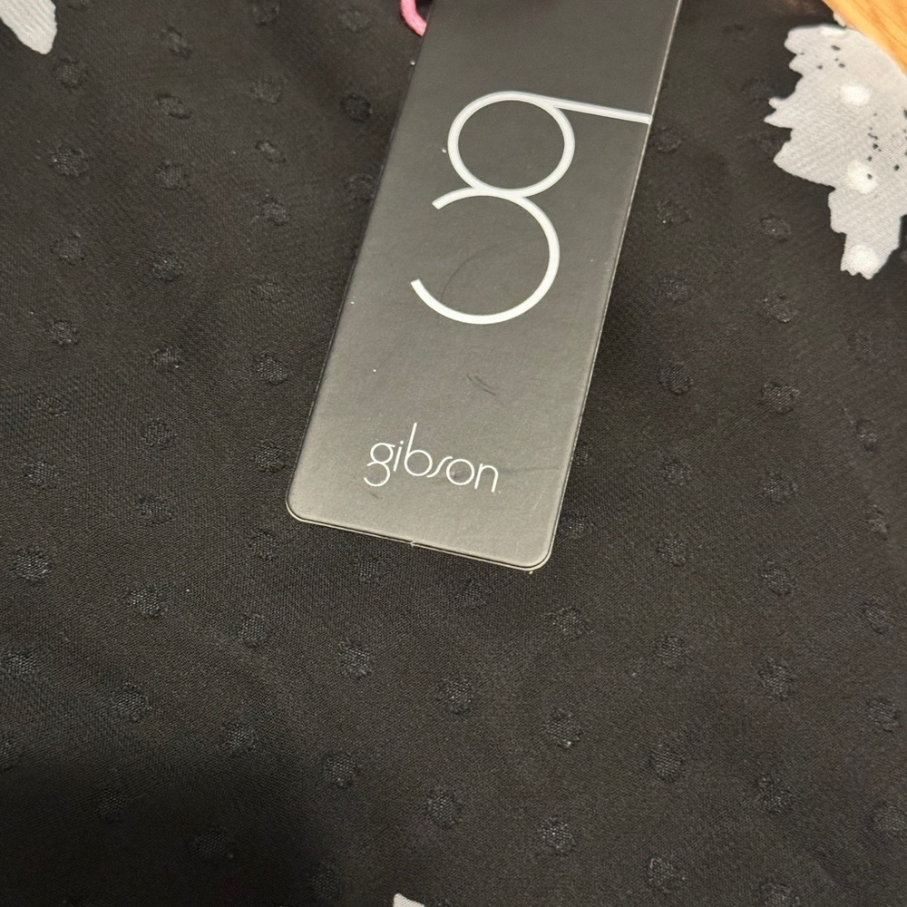 Gibson high neck bow back top! 1X - Picture 5 of 9